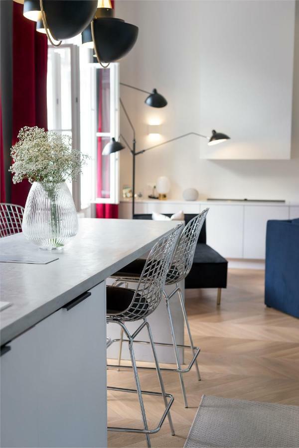 Erkel Boutique Apartment-Chic Flat By Market Hall Budapest Ngoại thất bức ảnh