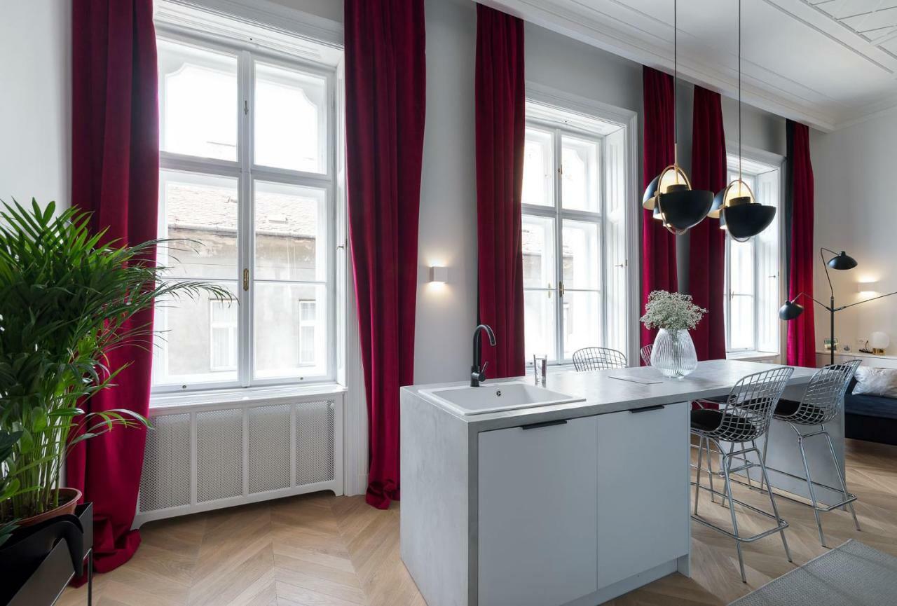 Erkel Boutique Apartment-Chic Flat By Market Hall Budapest Ngoại thất bức ảnh